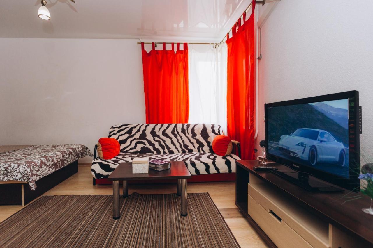 סומי Apart-Hotel On Street Kharkovskaya 9 Floor מראה חיצוני תמונה